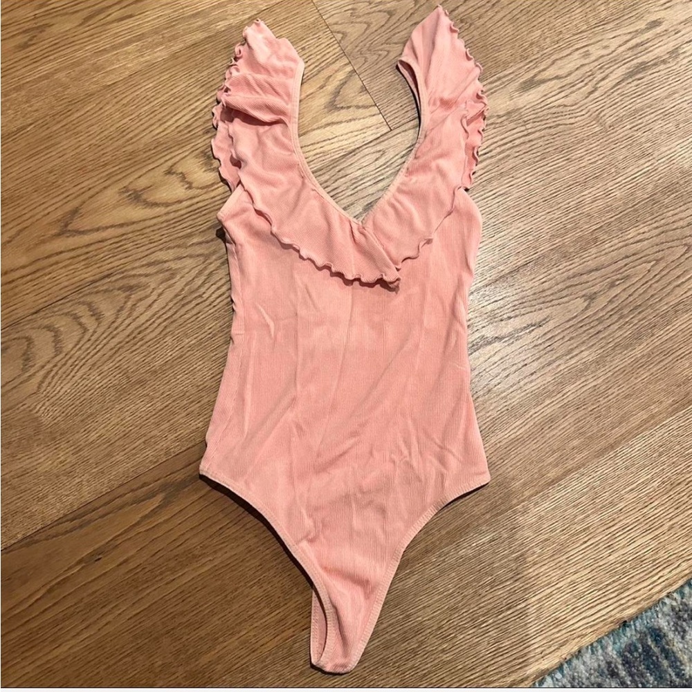 Wilfred Aritzia bodysuit